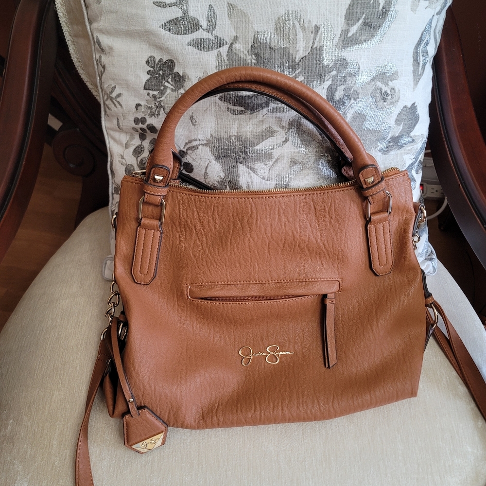 Jessica Simpson purse